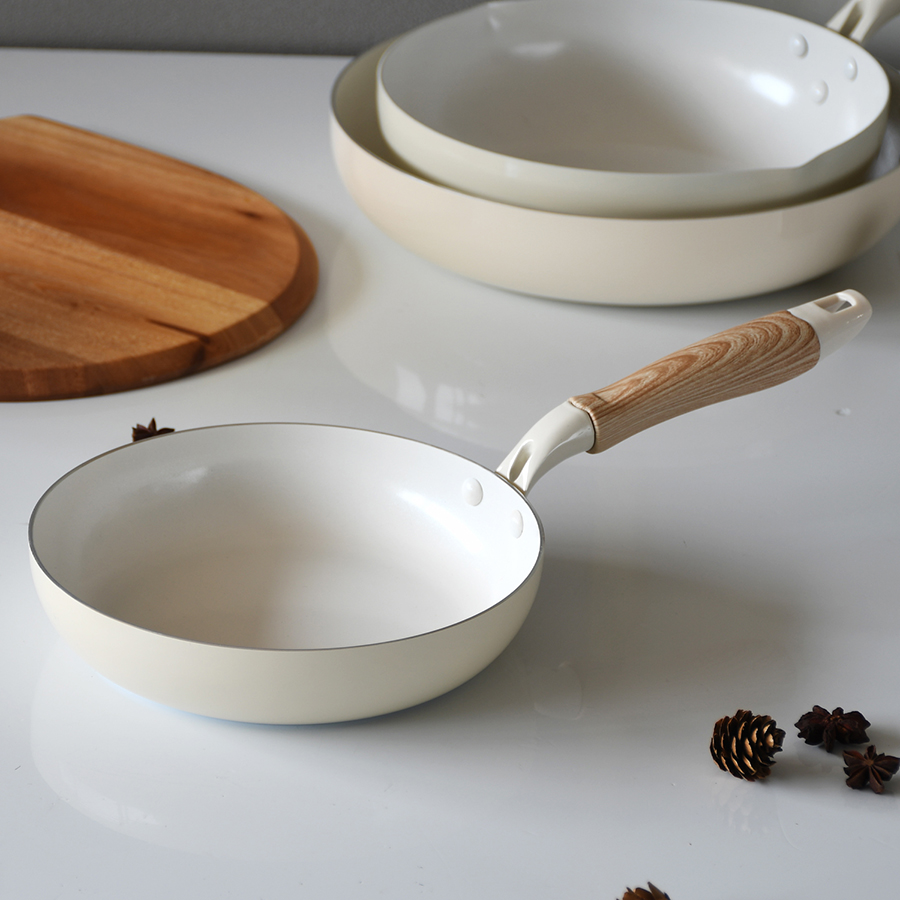 �Z���~�[�� IH�Ή��t���C�p��20cm