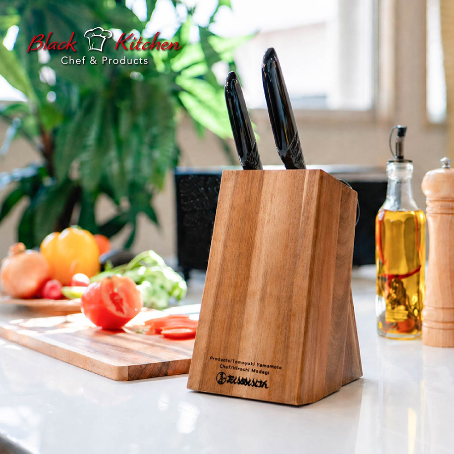 Black Kitchen Knife�u���b�N�X�^���h